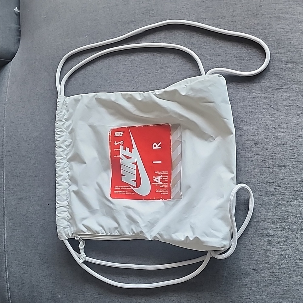 Unisex nike string bag